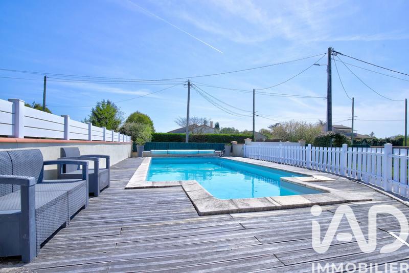 Maison - 96 m² - 5 pièces