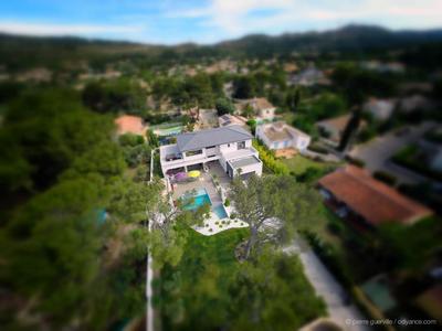 Maison - 145 m² - 5 pièces