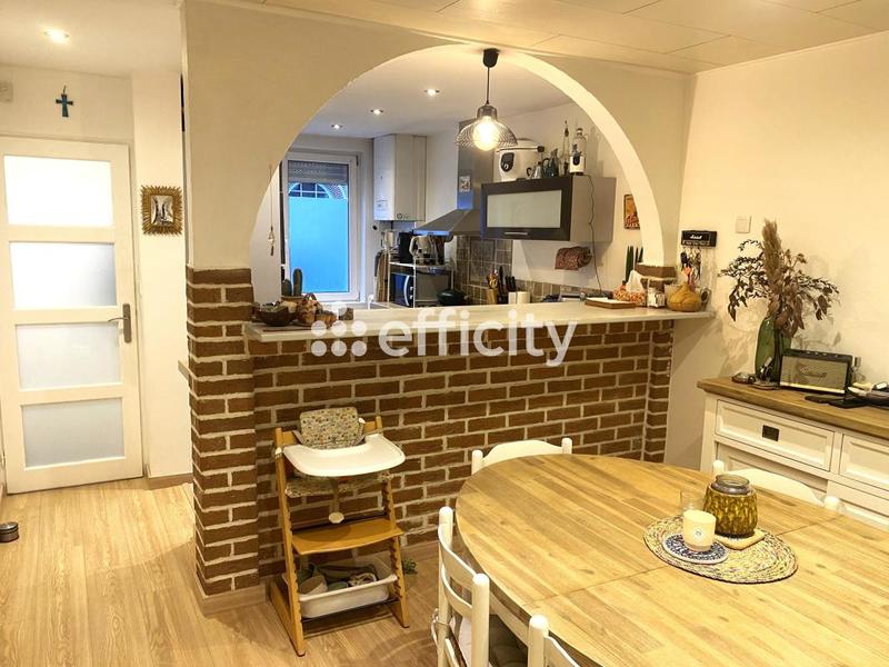 Maison - 86 m² - 4 pièces