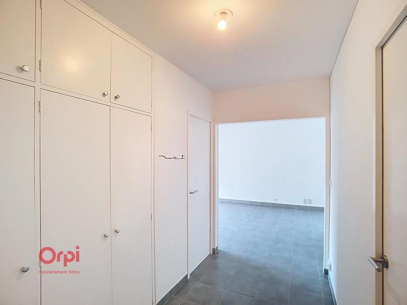Appartement - 79 m² - 4 pièces
