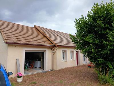 Maison - 90 m² - 3 pièces