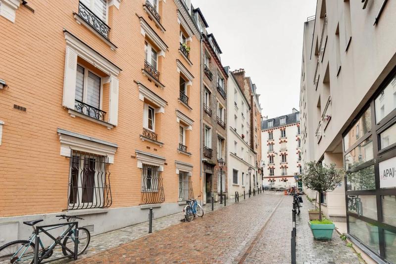 Studio - 15 m² - 1 pièce