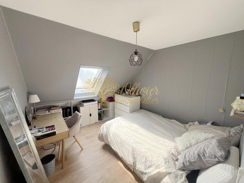 Pavillon - 90 m² - 5 pièces