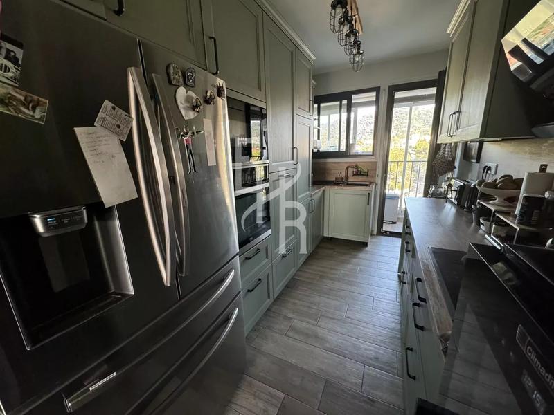 Appartement - 106 m² - 3 pièces