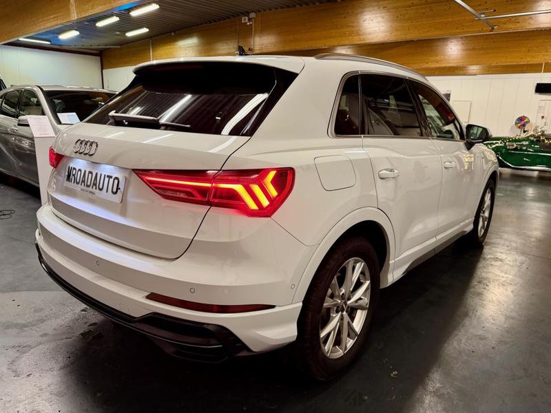 Audi Q3 35tdi 150ch s-Line s-Tronic / 1ere Main