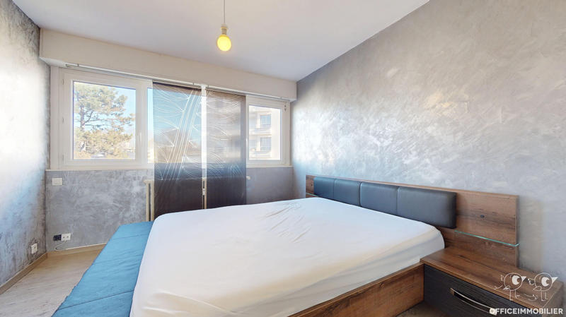 Appartement - 76 m² - 5 pièces