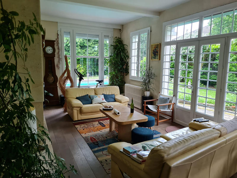 Maison - 200 m² - 7 pièces