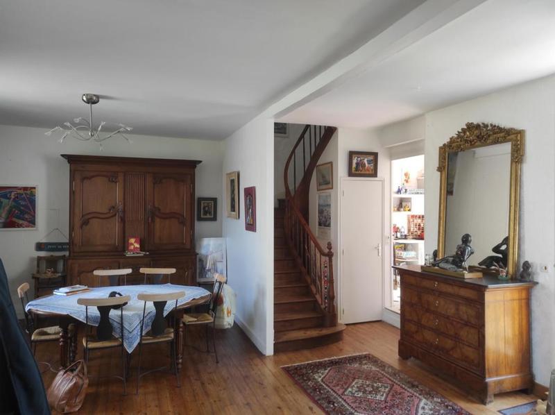 Maison - 158 m² - 6 pièces