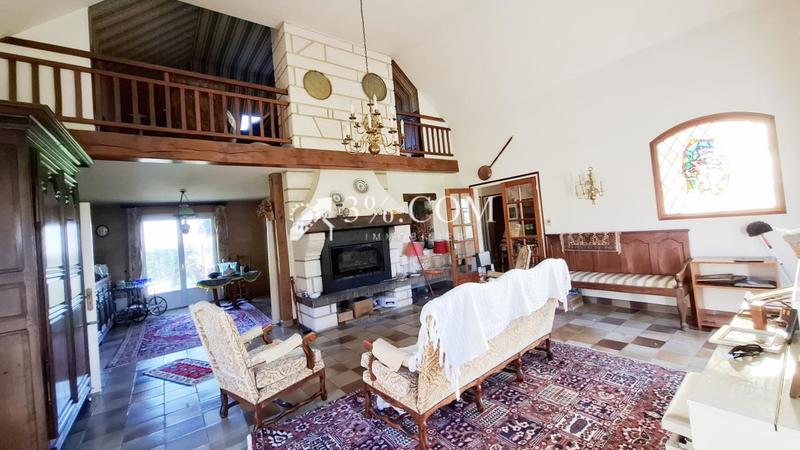 Pavillon - 185 m² - 8 pièces