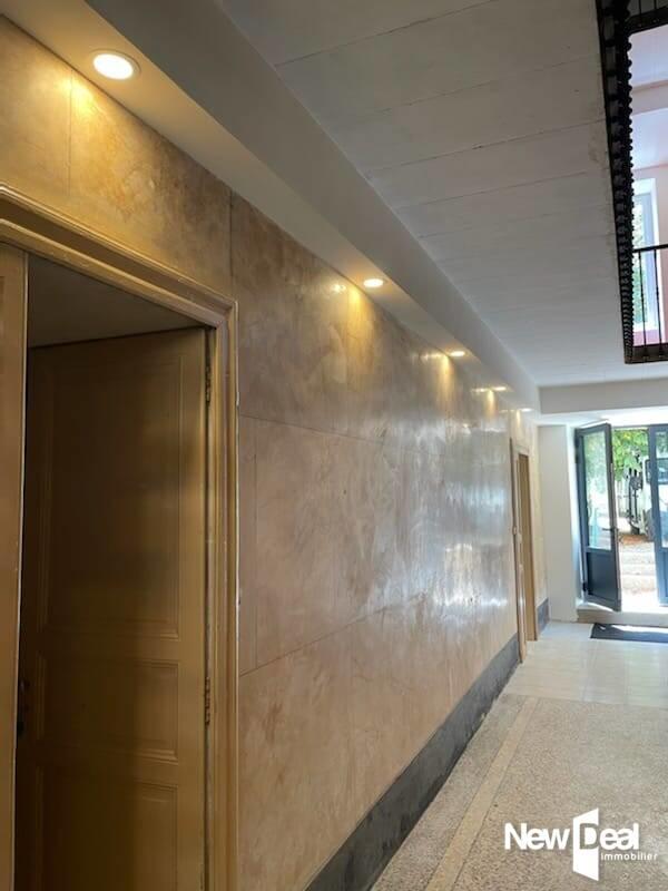 Maison - 527 m² - 15 pièces