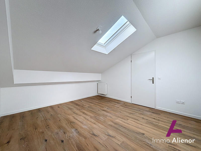 Duplex - 91 m² - 5 pièces