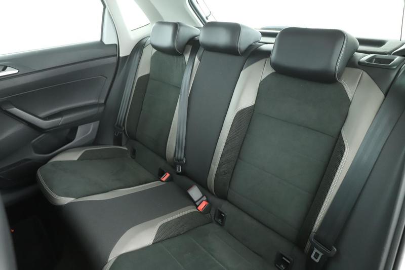 Volkswagen Polo 1.0 Tsi Carat 95 ch