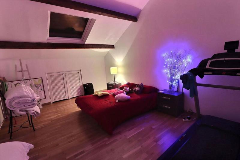 Duplex - 207 m² - 7 pièces