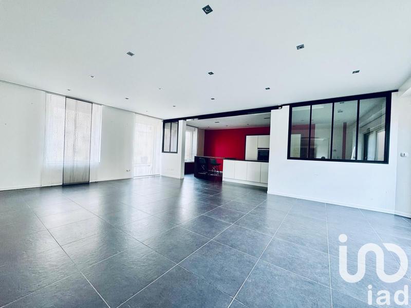 Maison de village - 304 m² - 7 pièces