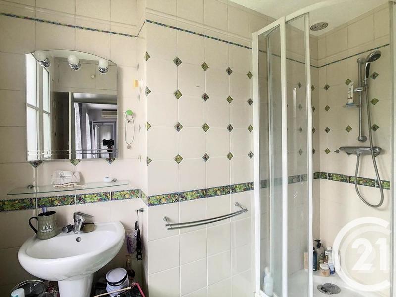 Maison de maîtres - 235 m² - 10 pièces