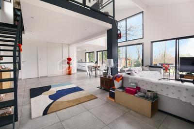 Maison d'architecte - 202 m² - 6 pièces