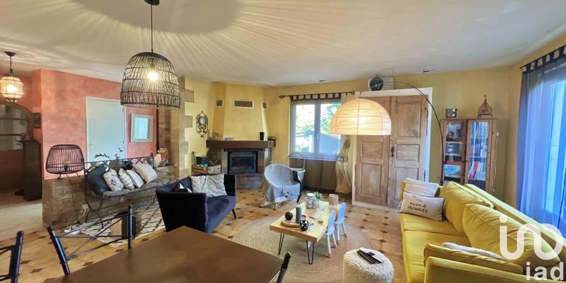 Maison - 140 m² - 5 pièces