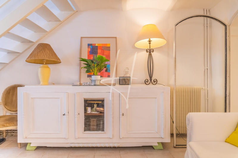 Maison traditionnelle - 137 m² - 6 pièces