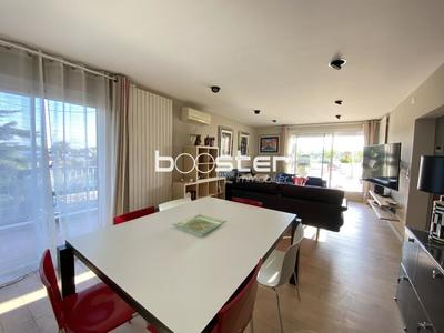 Appartement ancien - 98 m² - 4 pièces