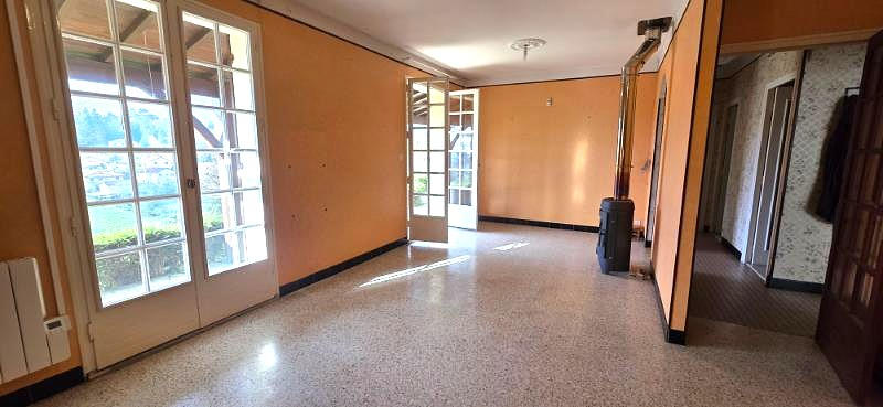 Maison - 105 m² - 5 pièces