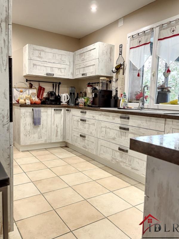 Maison - 180 m² - 6 pièces