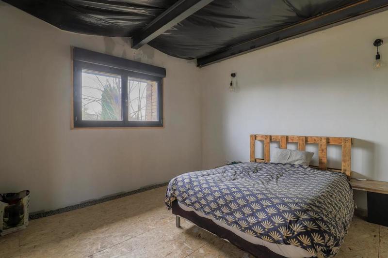 Maison - 250 m² - 7 pièces