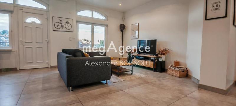 Maison - 98 m² - 4 pièces