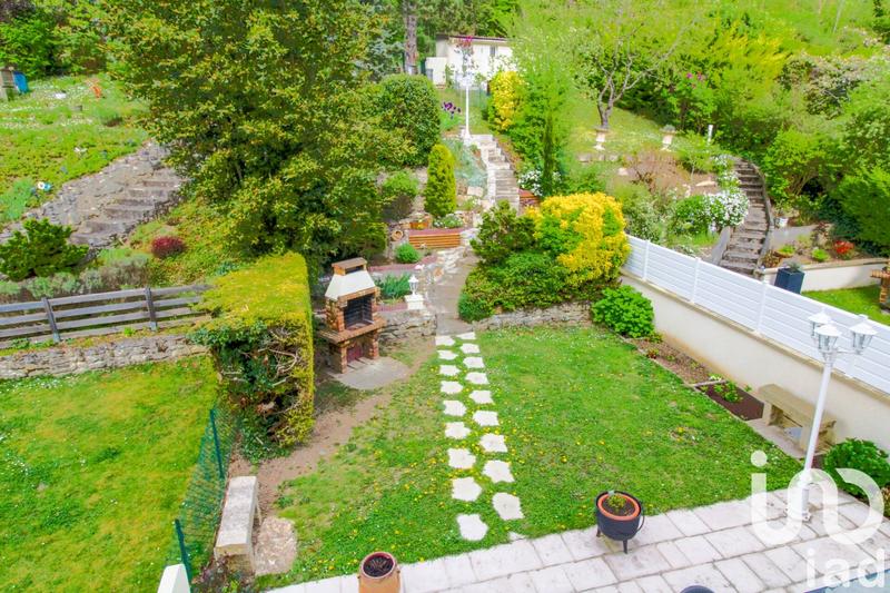 Maison - 102 m² - 4 pièces