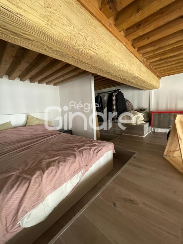 Appartement - 70 m² - 2 pièces