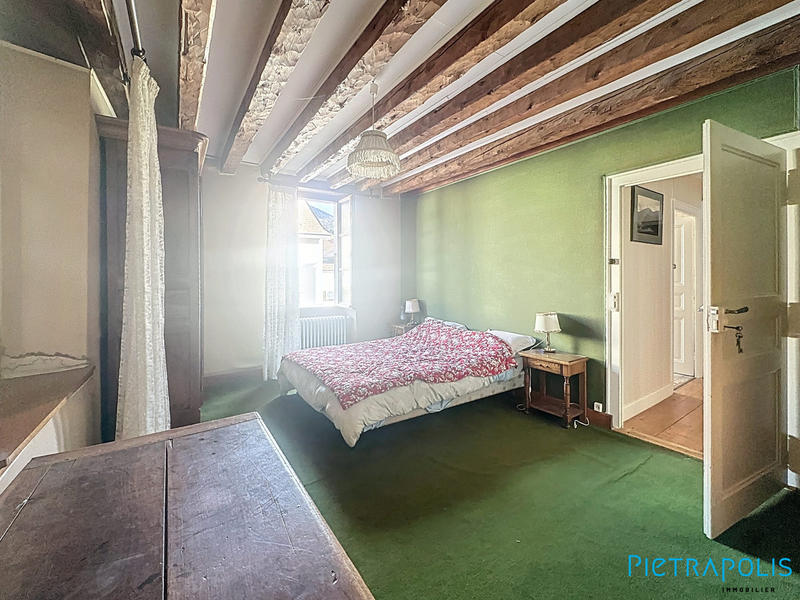 Maison ancienne - 270 m² - 8 pièces