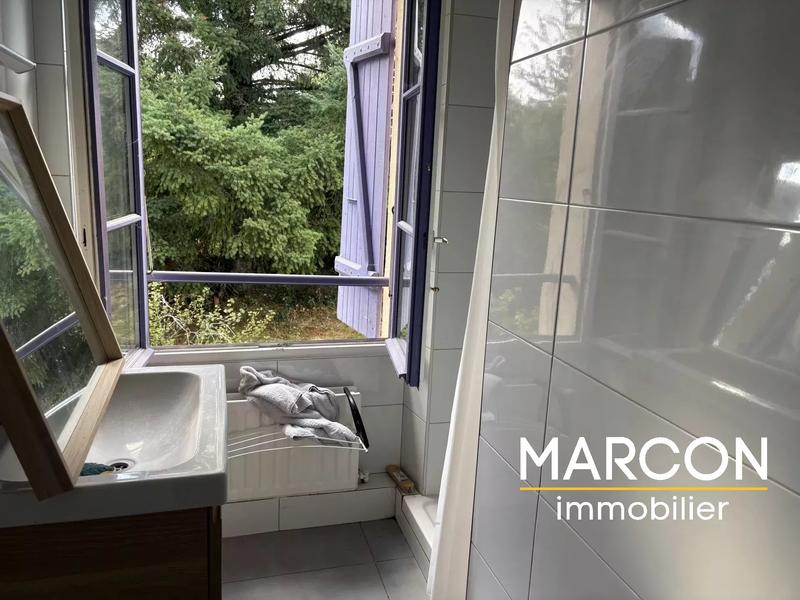 Maison de village - 302 m² - 15 pièces