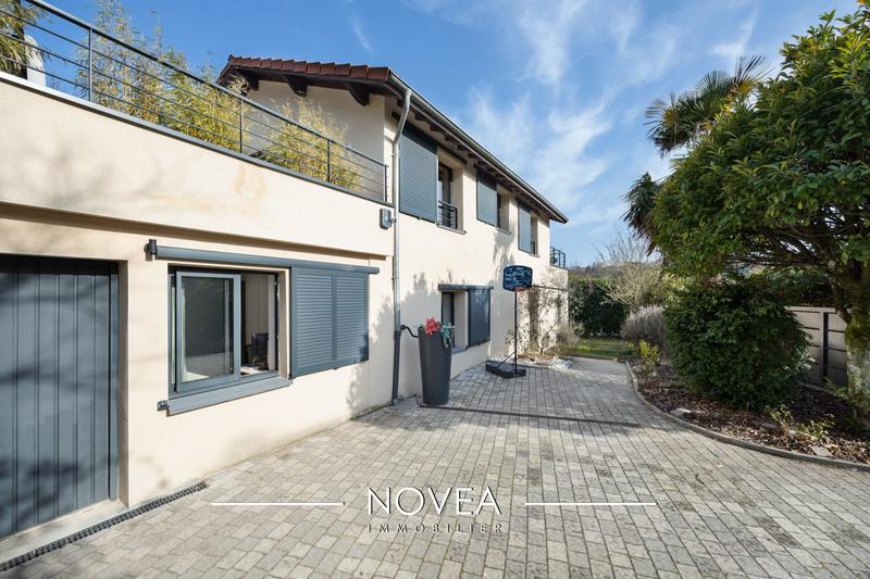 Maison - 130 m² - 5 pièces