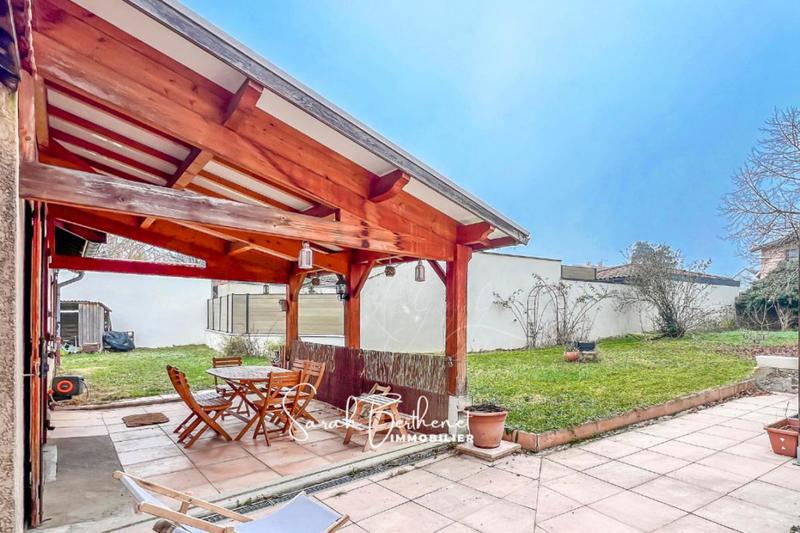 Maison - 160 m² - 6 pièces