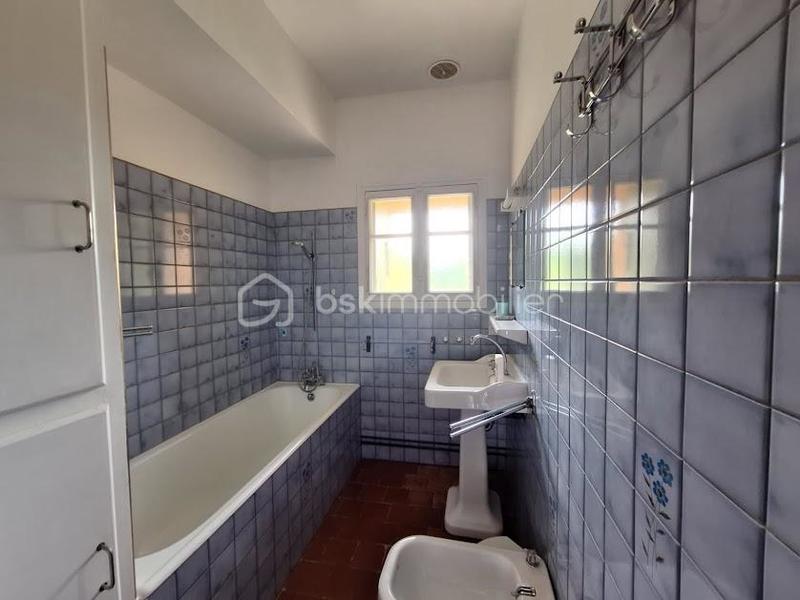 Corps de ferme - 165 m² - 7 pièces