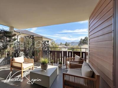 Appartement - 87 m² - 4 pièces