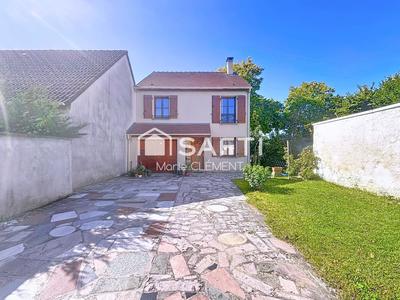Maison - 92 m² - 5 pièces