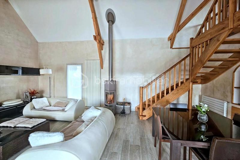 Villa - 166 m² - 6 pièces