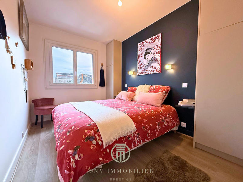 Appartement - 80 m² - 4 pièces