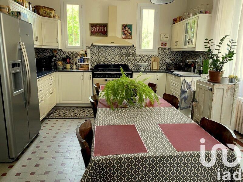 Maison de ville - 254 m² - 10 pièces