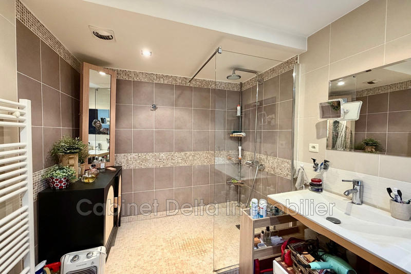 Appartement - 80 m² - 2 pièces