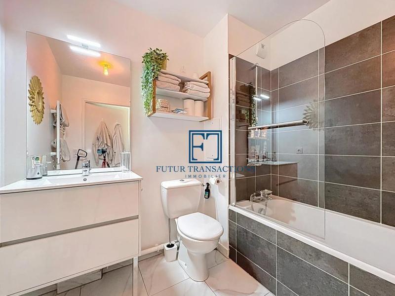 Appartement - 76 m² - 4 pièces