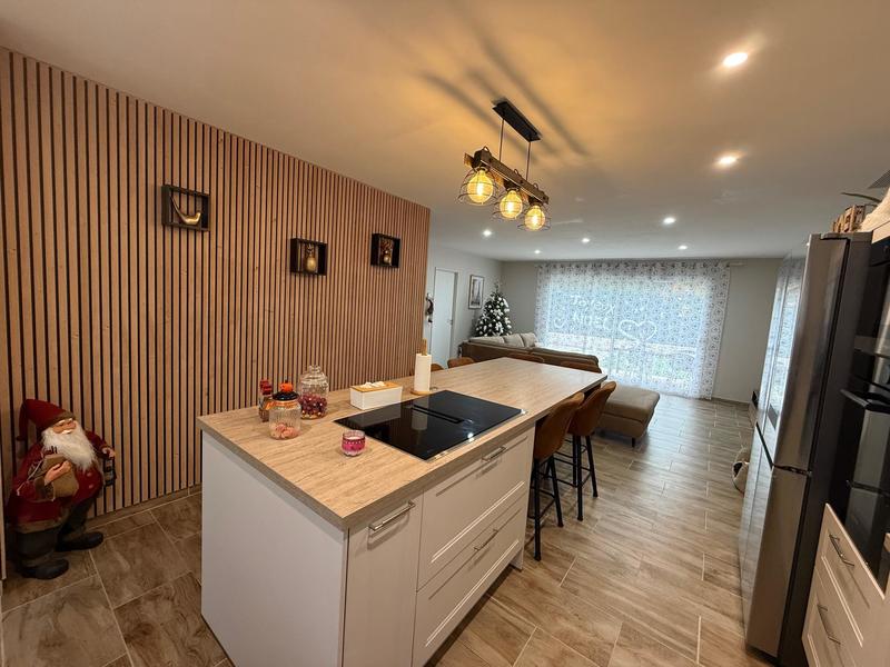 Maison - 83 m² - 4 pièces