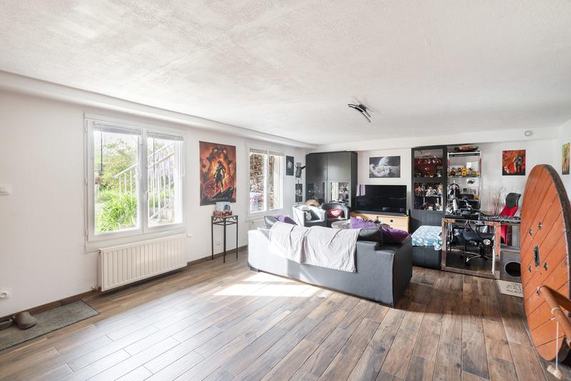 Maison - 143 m² - 6 pièces