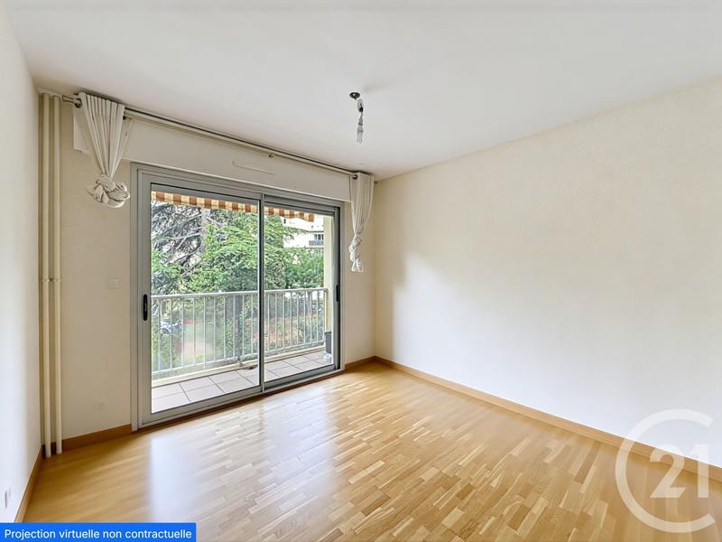 Appartement - 87 m² - 4 pièces