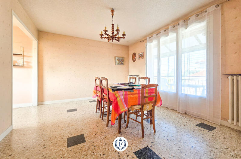 Maison - 110 m² - 4 pièces