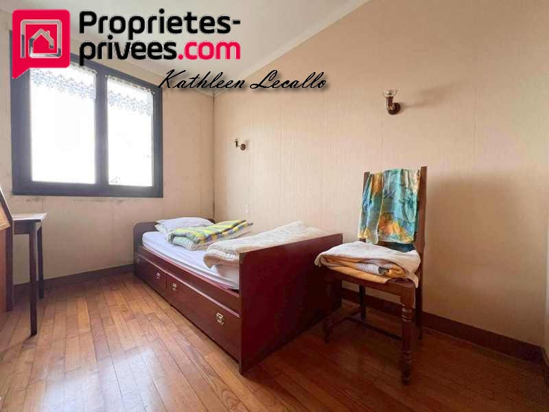 Maison - 112 m² - 7 pièces