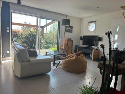 Maison - 126 m² - 5 pièces