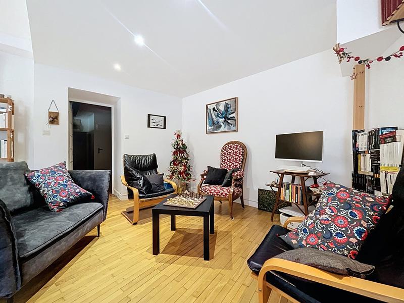 Appartement - 86 m² - 3 pièces