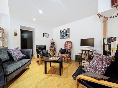 Appartement - 86 m² - 3 pièces