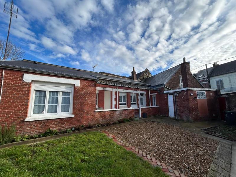 Maison - 85 m² - 3 pièces